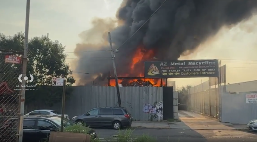 Video thumbnail for Large fire rips through recycling plant warehouse in Hunts Point