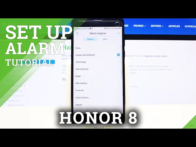 Video thumbnail for How to Set Up Alarm Clock on HONOR 8 – Alarm Clock Settings