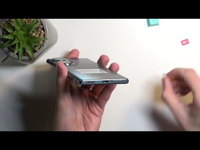 Video thumbnail for How to Insert Nano SIM in HONOR 70