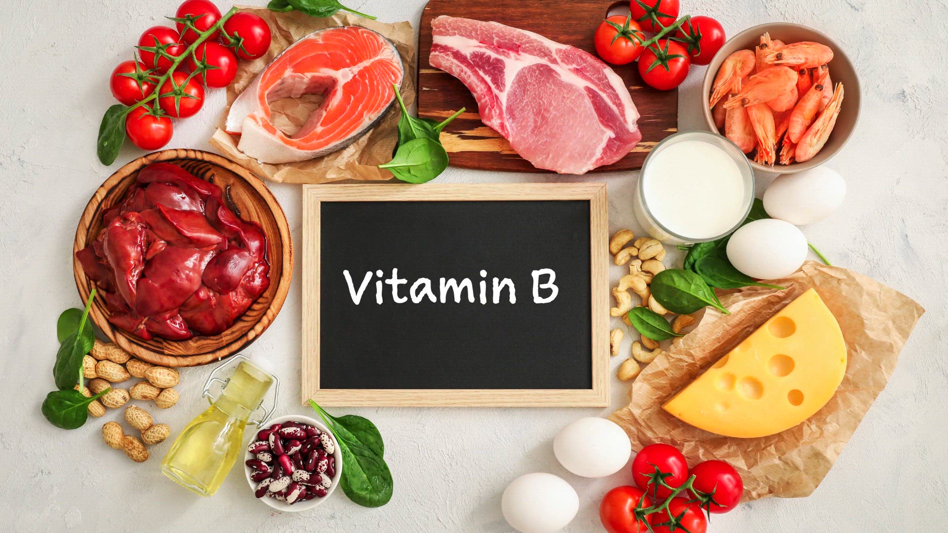 'Video thumbnail for ¿La Vitamina B Alivia los Síntomas de la Menopausia? Descubre sus Beneficios'