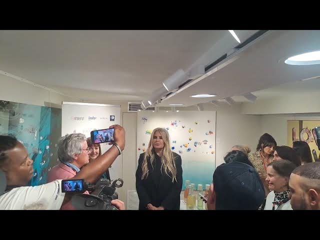 Video thumbnail for French Riviera Film Festival in Cannes: prix to Tiziana Rocca