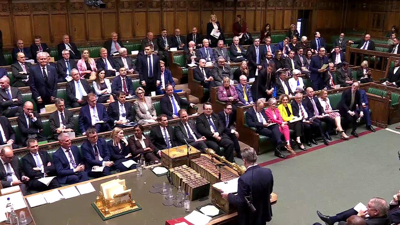 Video thumbnail for WATCH: Rupert Lowe questions Sir Keir Starmer on reintroducing the death penalty