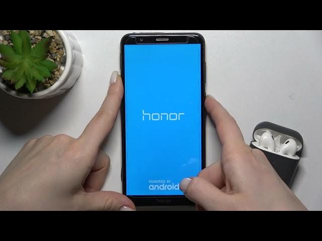Video thumbnail for How to Switch On HUAWEI HONOR 7X - Power on Device