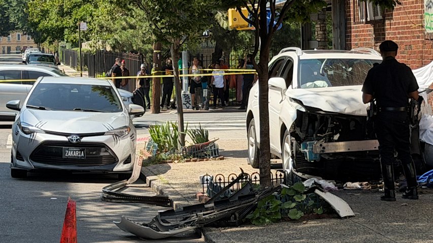 Video thumbnail for 80-year-old woman struck and killed by SUV on East Flatbush sidewalk