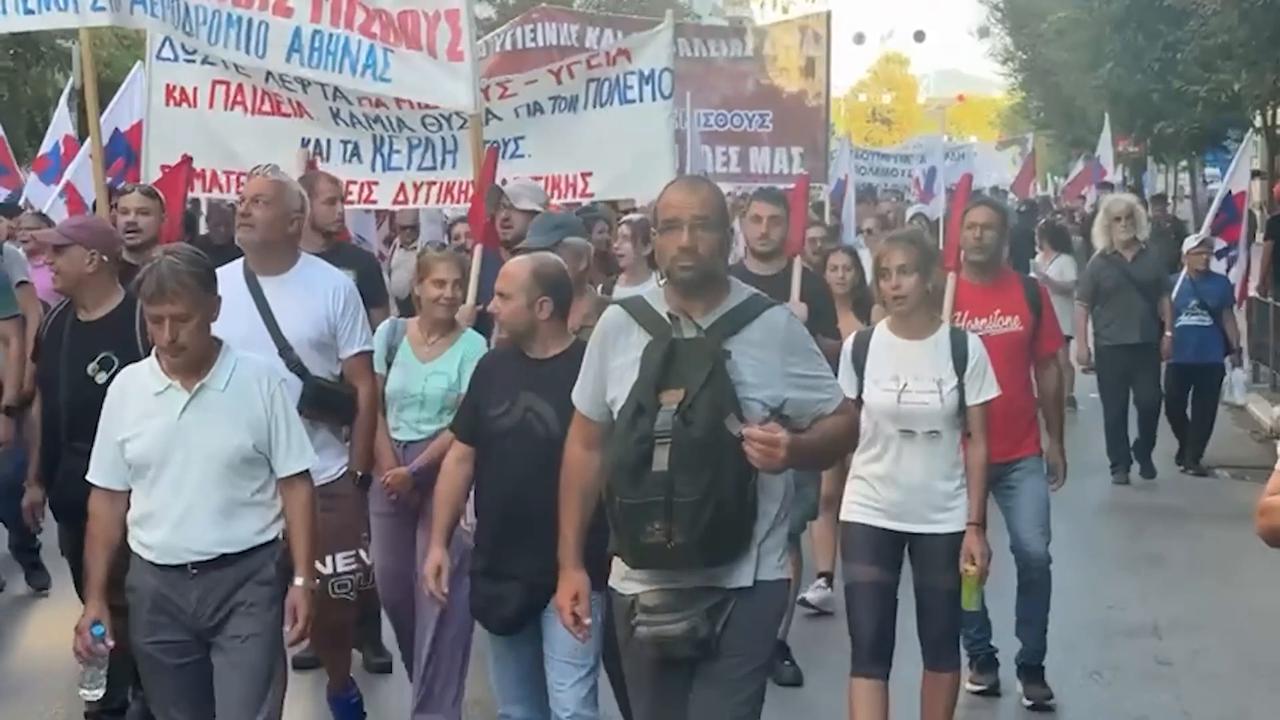 Video thumbnail for Greece: Thousands rally for higher wages in Greece’s Thessaloniki.