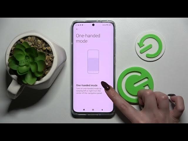 Video thumbnail for How to Activate One Handed Mode in Xiaomi 12 - Disable One-Handed Feature