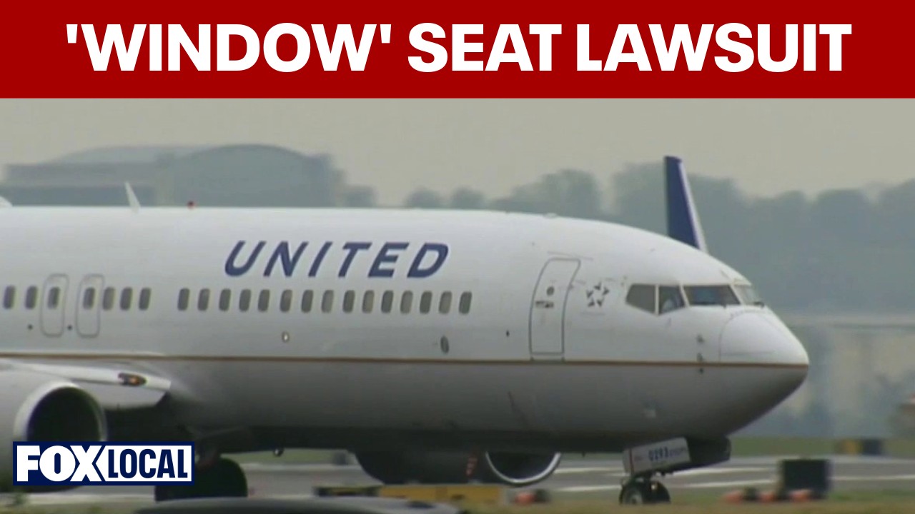 Video thumbnail for United facing lawsuit over 'windowless' window seats