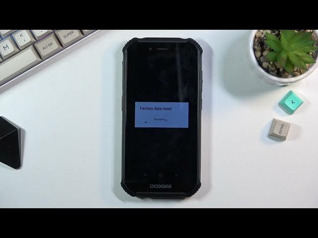 Video thumbnail for How to Hard reset Doogee S40 via Settings - Wipe All Data