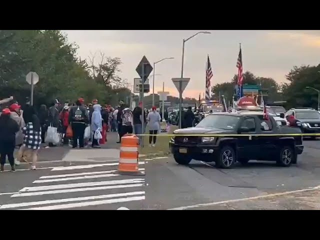 Video thumbnail for BREAKING: Police Respond To Reports Of Explosives Near Trump Rally