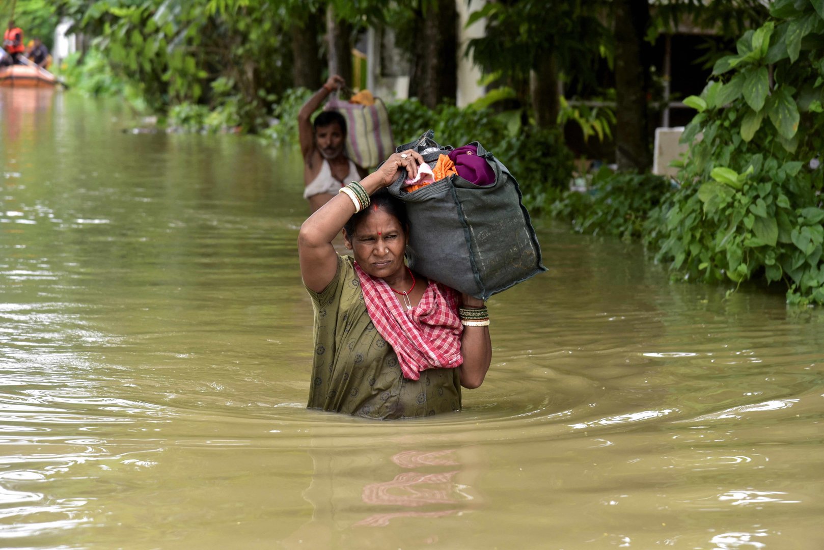 Video thumbnail for Deadly monsoon floods kill at least 40 in India