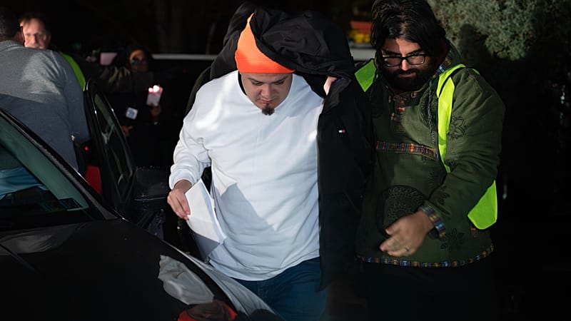 Video thumbnail for Kilmar Abrego out of detention but threat of deportation remains