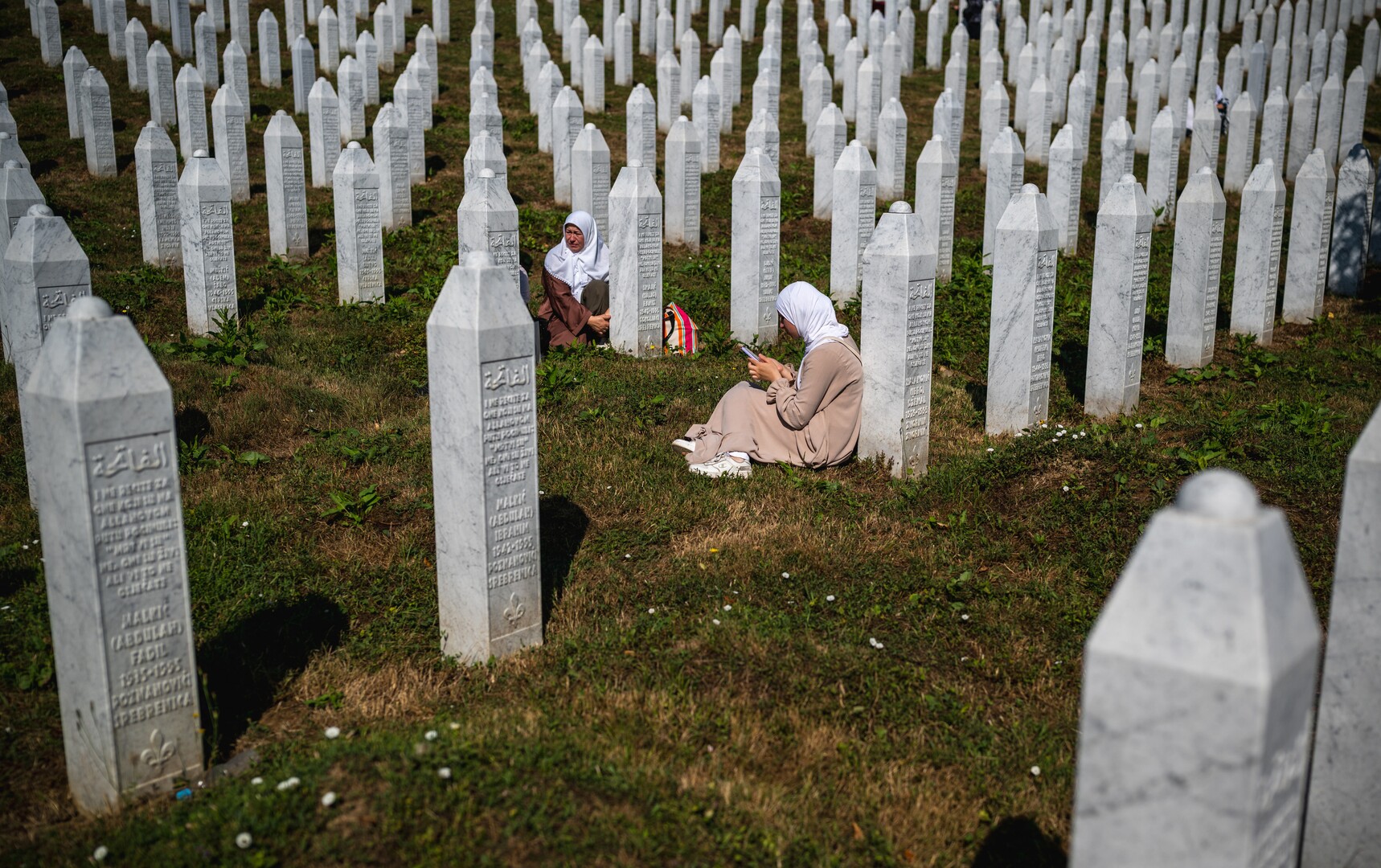 'Video thumbnail for Justice and Injustice in Srebrenica: Geoffrey Nice'