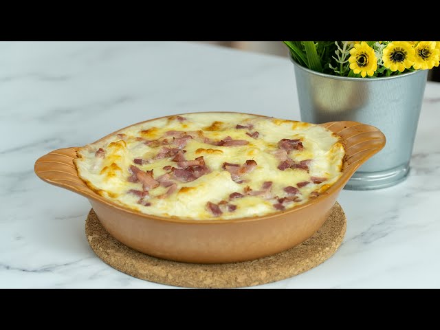 Video thumbnail for Mandioca de Forno Gratinada com Bacon e Molho Branco