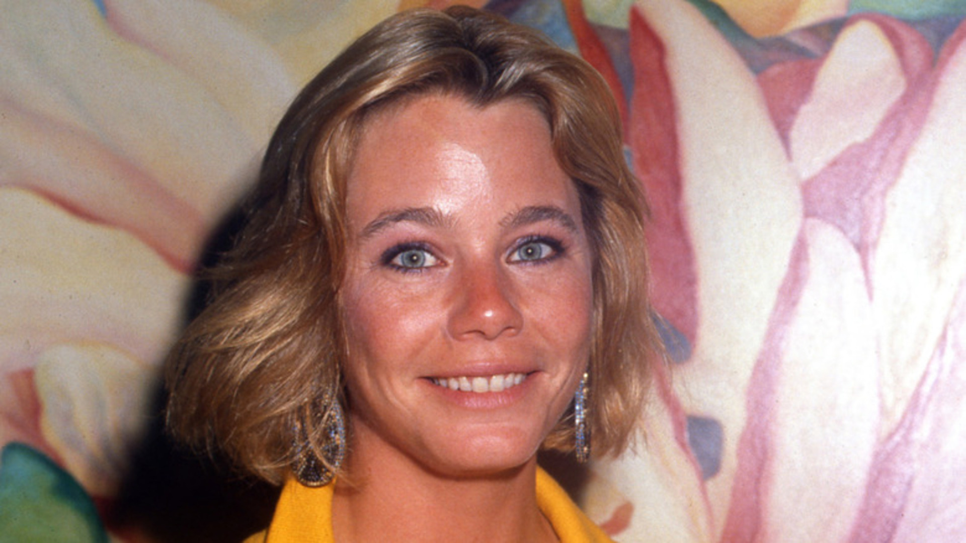 Video thumbnail for Remember '70s Star Susan Dey? Here's What She Looked Like Decades After The Partridge Family
