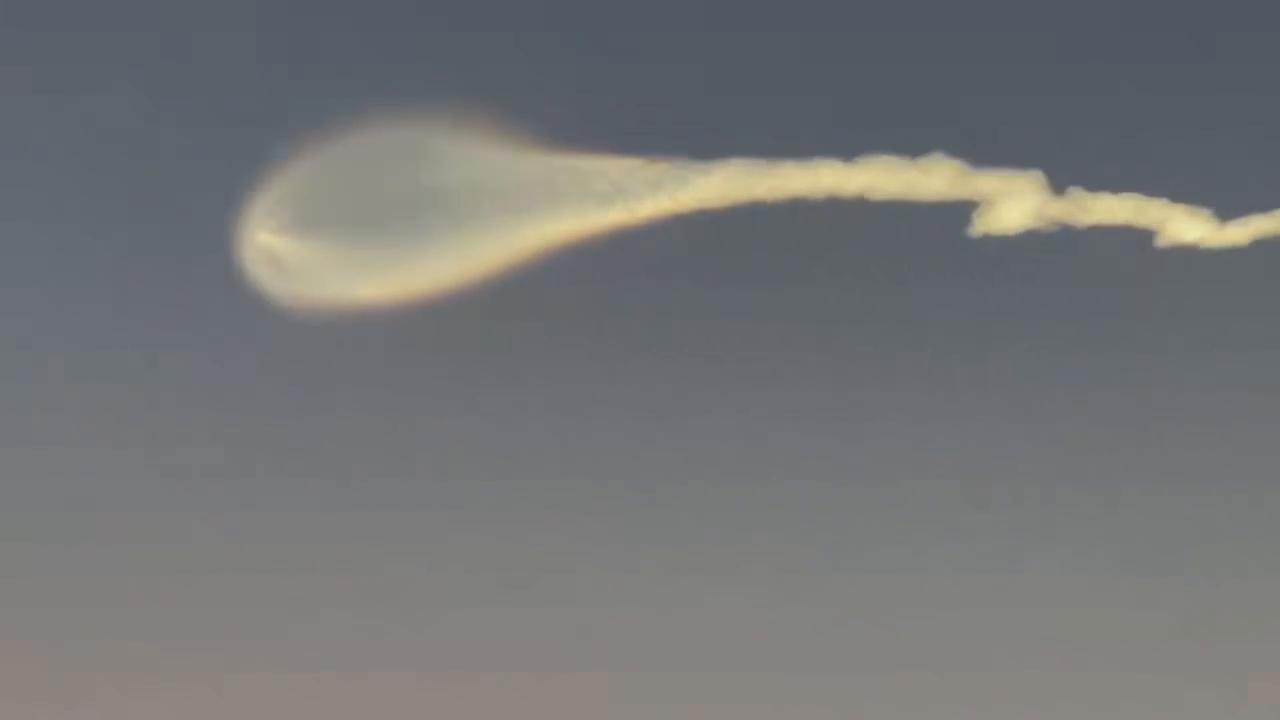Video thumbnail for US: SpaceX Falcon 9 Launch Creates Stunning Jellyfish Effect Over Florida Skies.