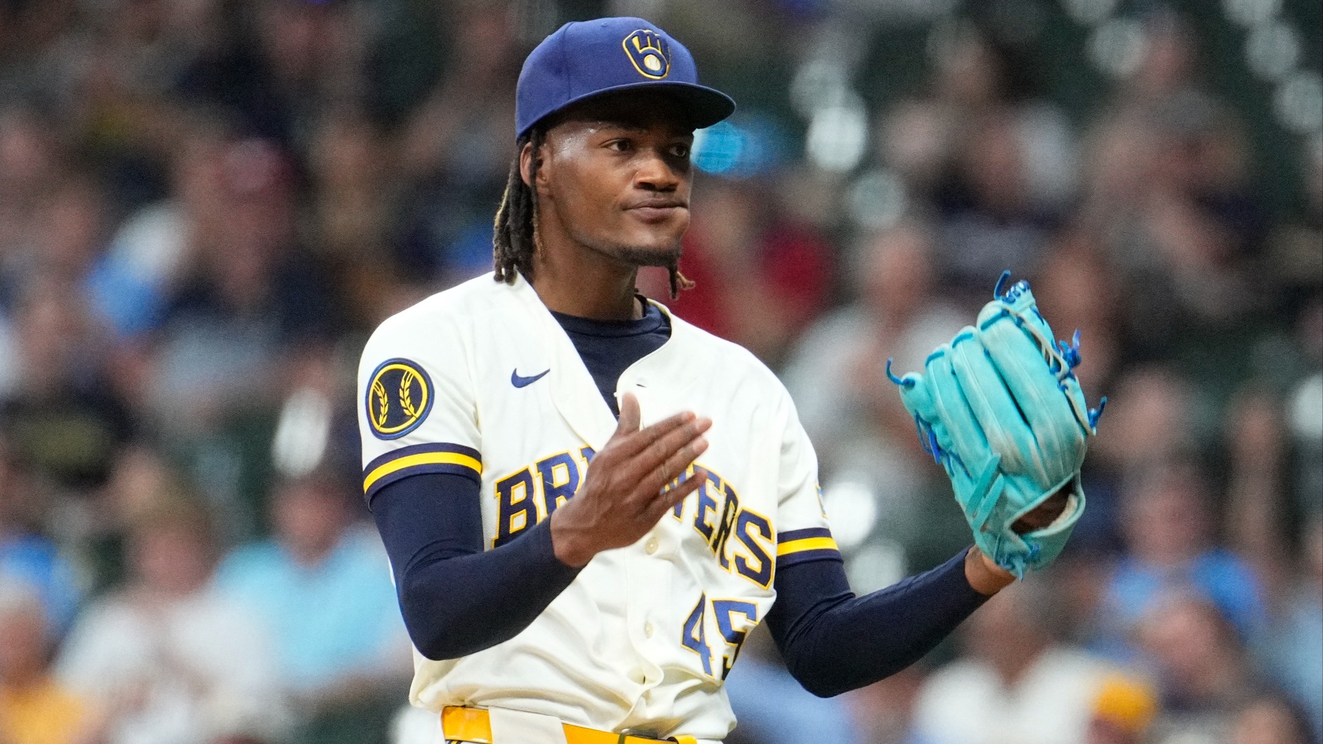 Video thumbnail for Brewers' Pat Murphy Addresses Abner Uribe's 'Unacceptable' Thrust
