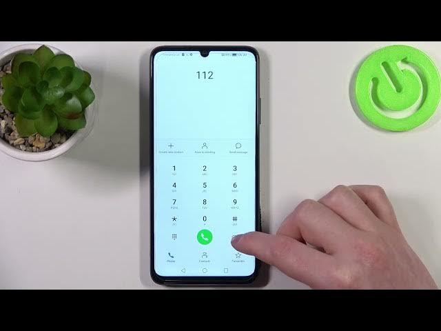 Video thumbnail for How to Reach an Emergency Line in the UK on a HONOR X7A