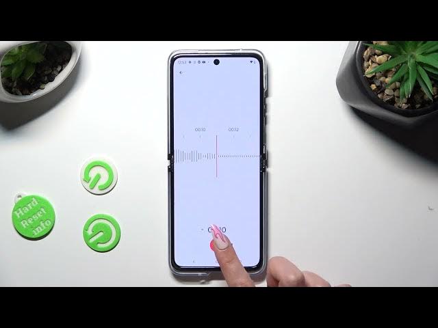 Video thumbnail for How to Record Sounds in Motorola Razr 40 Ultra - Voice Recorder app