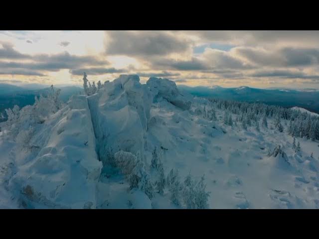'Video thumbnail for Winter Jokes and Snow Puns: Frosty Humor to Warm Your Heart | Hilarious Dad Jokes and Snowman Laughs'