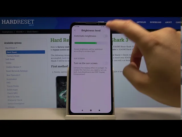 Video thumbnail for How to Set Auto Brightness in XIAOMI Black Shark 3 – Activate Adjustive Brightness