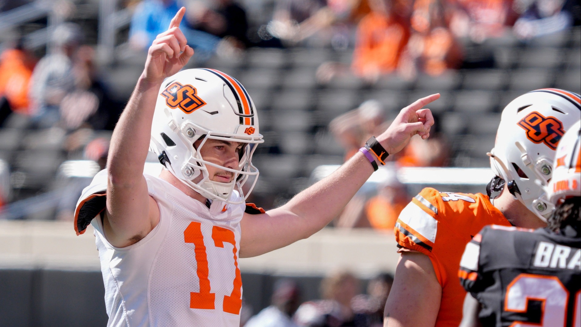 Video thumbnail for Eric Morris and Drew Mestemaker Shake Up Oklahoma State