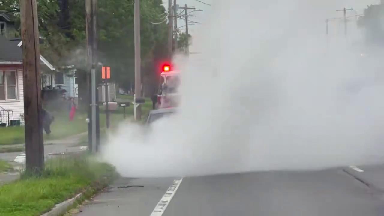 Video thumbnail for US: Firefighters extinguish Car Fire in Gates, NY.