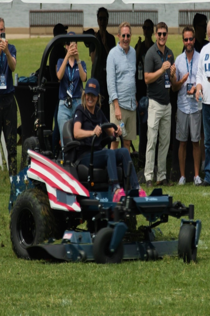 Video thumbnail for Fastest time to mow the area of an American Football field - 14 minutes and 51.06 seconds by Hali Rieman and Rehlko