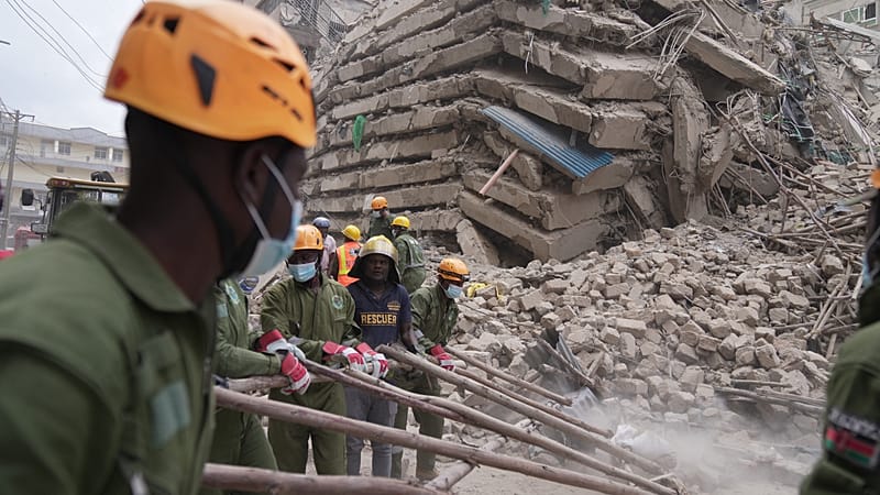 Video thumbnail for 16-storey building collapses in Nairobi, many fear trapped in rubble