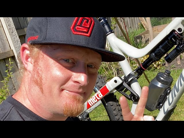 Video thumbnail for Live: Andi’s Commencal Meta Bike Check