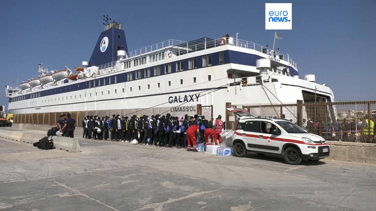 Video thumbnail for Migrant arrivals in the United Kingdom rose in 2025 while numbers in the EU stabilised