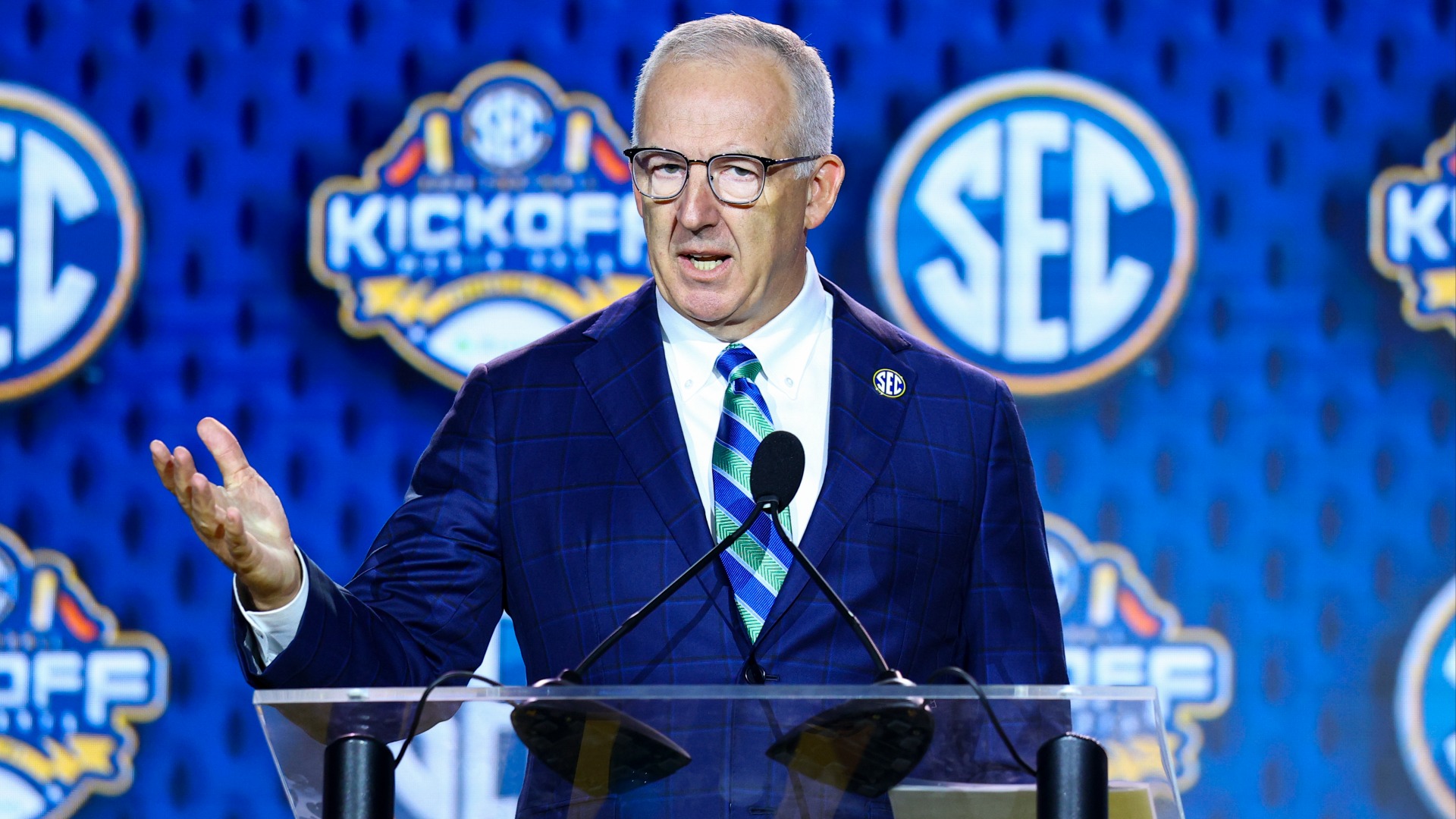 Video thumbnail for Impact of Court Ruling on College Football Player Eligibility