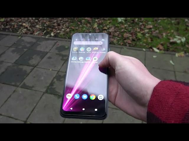 Video thumbnail for T-MOBILE Revvl 6 5G - Outside Display Brightness Test