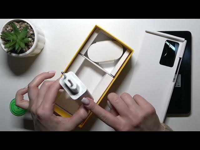 Video thumbnail for Is There Charger With Realme C35 ?