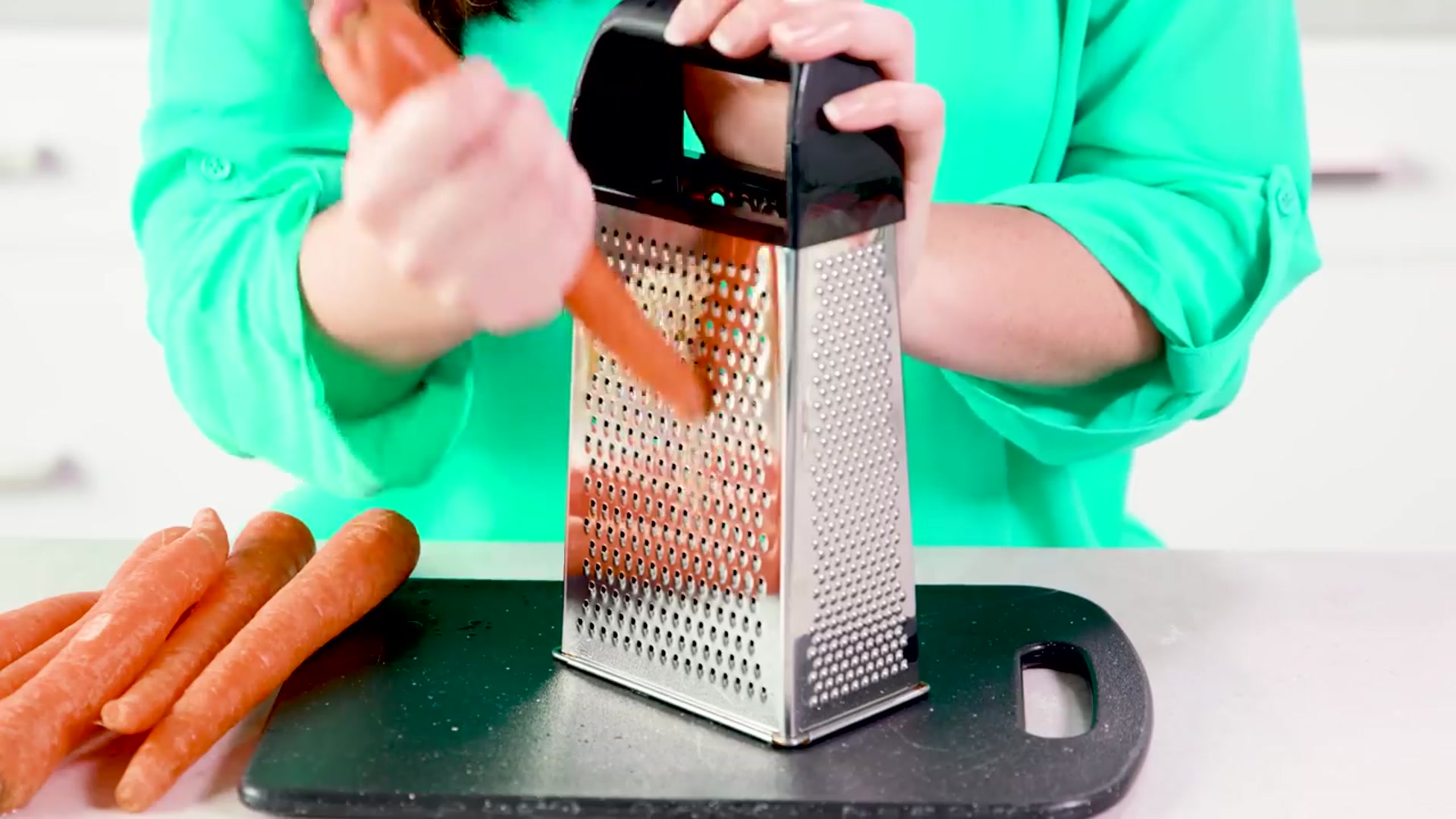 Video thumbnail for The Most Amazing Carrot Cake(720P HD)