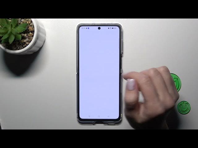 Video thumbnail for How to Install iPhone Keyboard Green Apple Keyboard App on OPPO Find N2 Flip?