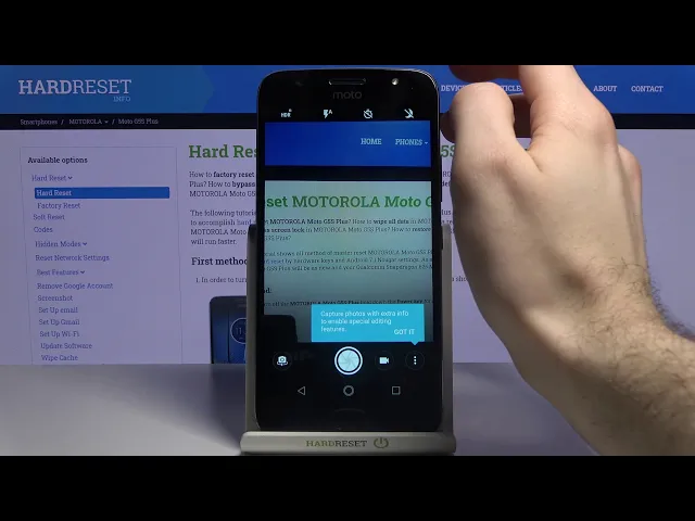 Video thumbnail for How to Use Camera Timer in MOTOROLA Moto G5S Plus – Adjust Photo Countdown