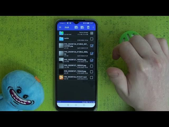 Video thumbnail for How To Pack Files into Rar & Zip Archives on Huawei Nova Y61 - RAR app