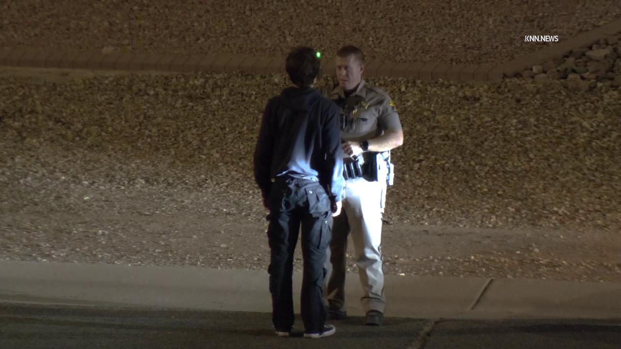 Video thumbnail for US, Phoenix: Mesa Trooper Stops Wrong-Way Driver On Loop 202.