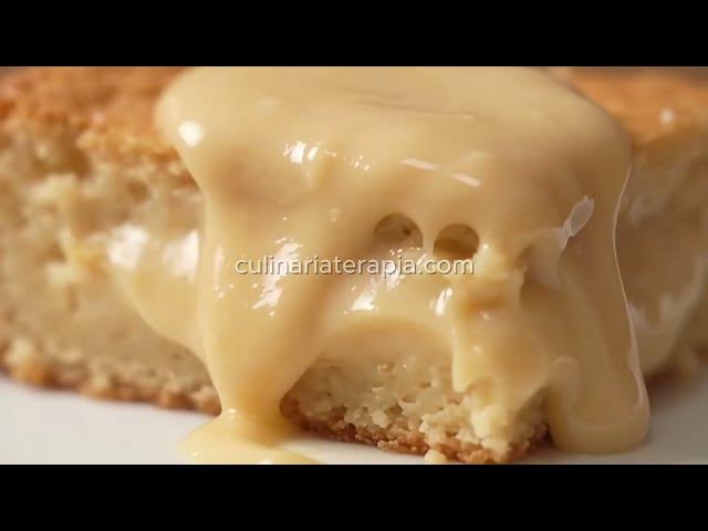 Video thumbnail for 🍯🍰 **Bolo mole de doce de leite com cobertura cremosa — derrete na boca!** 🤤❤️