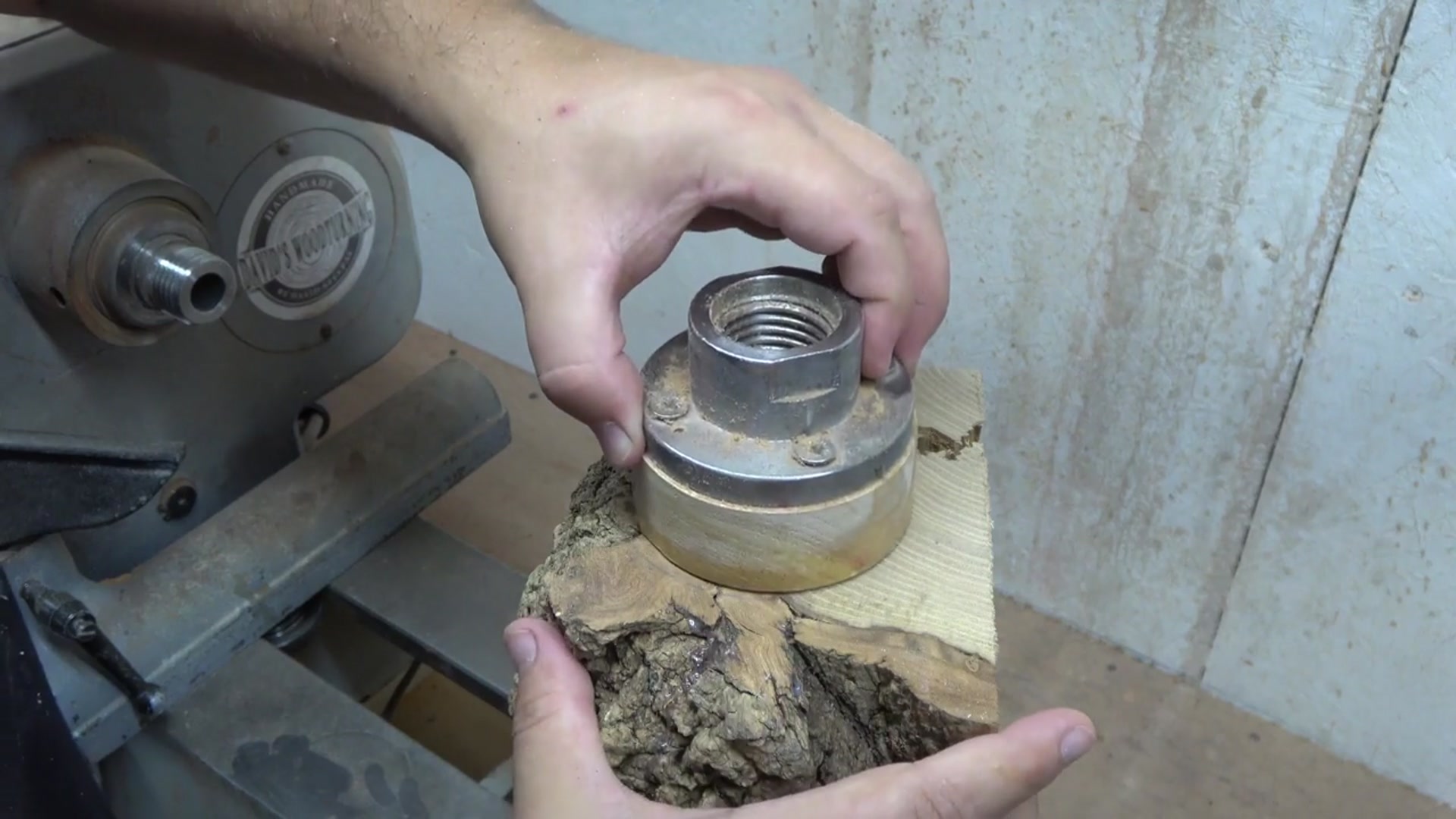 'Video thumbnail for Wood Turning FIREWOOD Log to VASE'