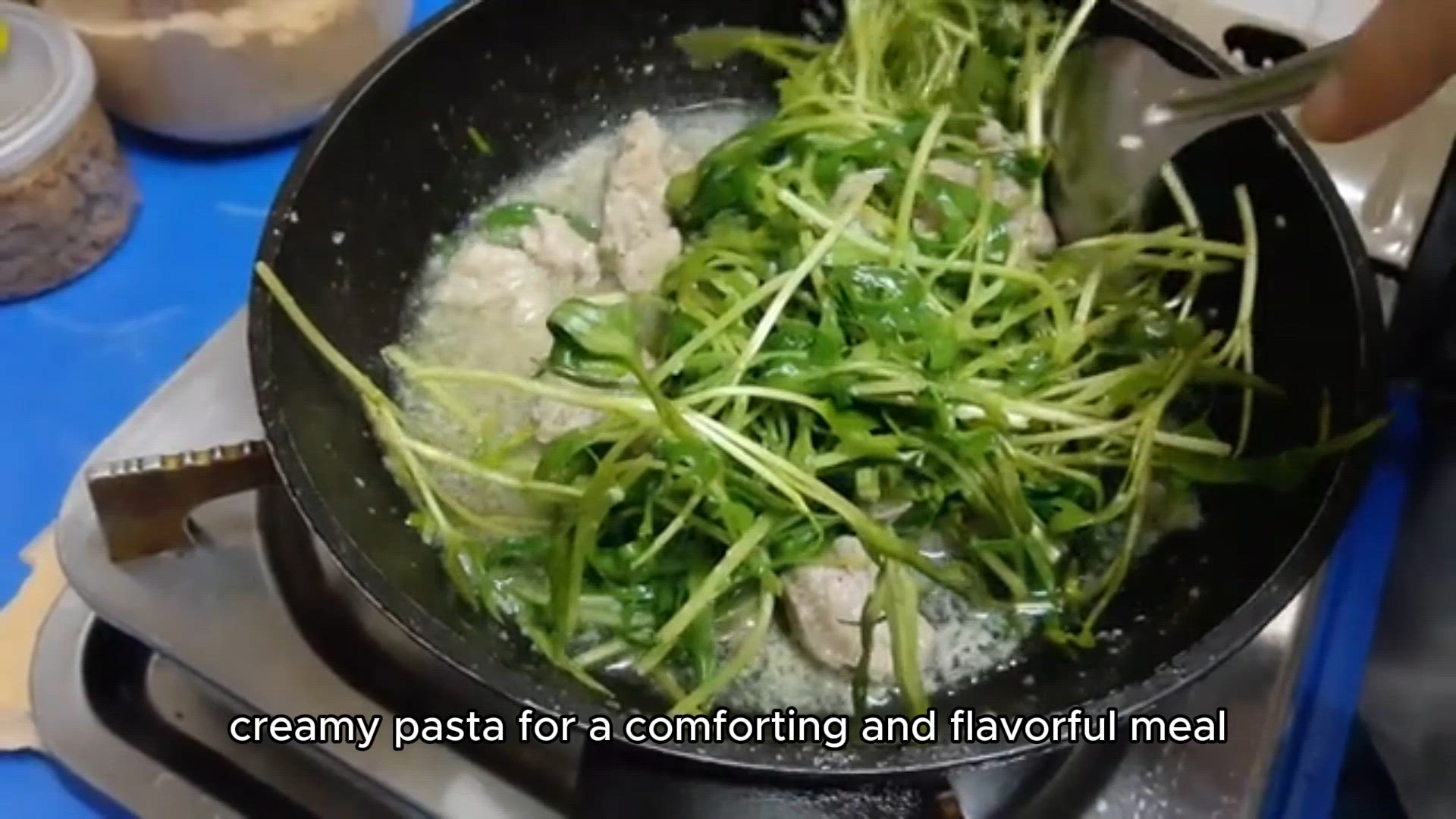 Video thumbnail for Fettuccine with Shrimp Recipe