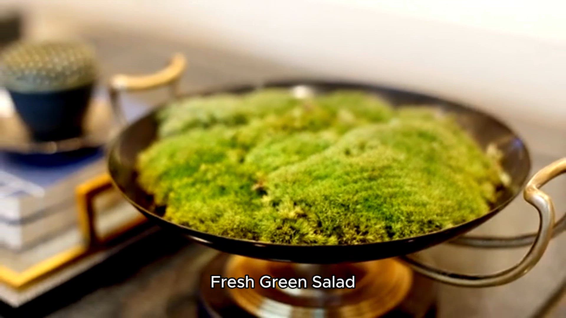 Video thumbnail for Green salad recipe