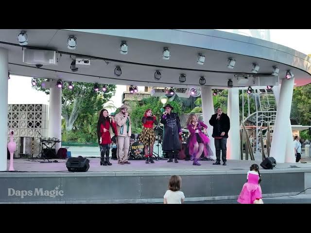 Video thumbnail for Villainous | 6:30 PM | Downtown Disney LIVE! Stage | Halloween Time at the Disneyland Resort 2026 4K