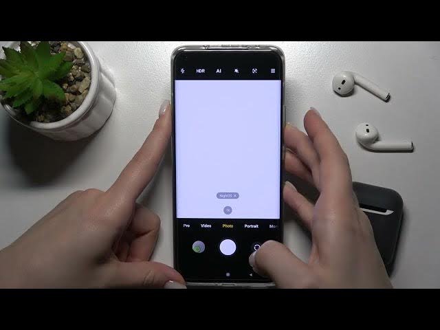 Video thumbnail for How to Activate Quick Launch on XIAOMI Mi 11 Ultra - Turn On Double Press