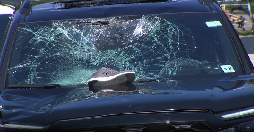 Video thumbnail for Bicyclist hit by car on City Island Bridge