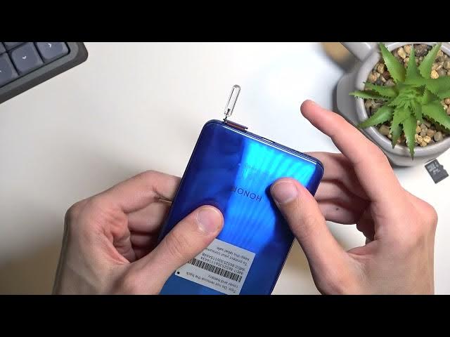 Video thumbnail for HONOR Magic4 Lite - How To Insert Nano Sim Card