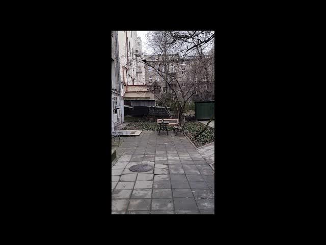 Video thumbnail for Samsung Galaxy S21+ - 4K 60FPS Video Zoom | Video Camera Test (Handheld)