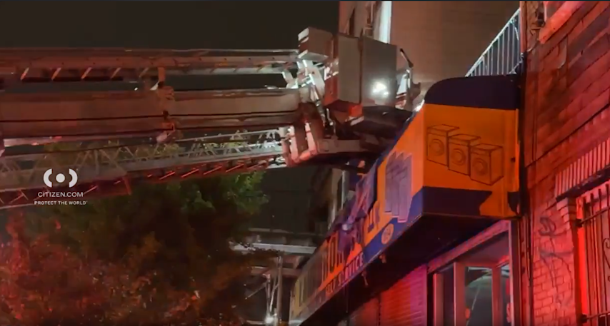 Video thumbnail for Fire rips through laundromat in Bushwick