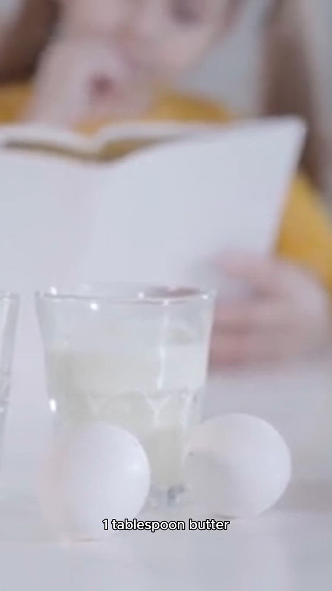 Video thumbnail for breakfast eggs recipe