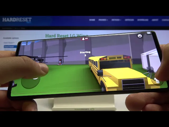 Video thumbnail for Gameplay of Pixel Unknown Battle Ground on LG Wing – Efficiency Test